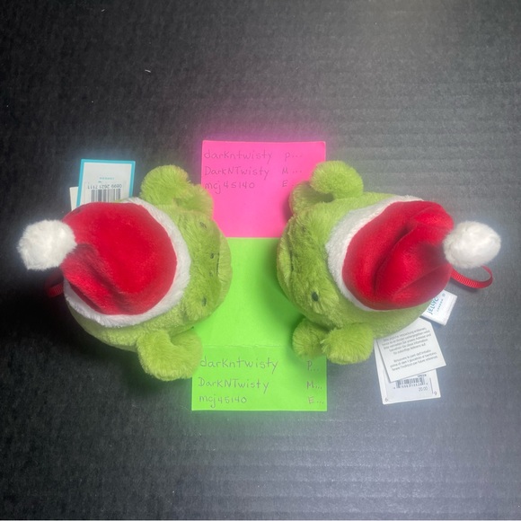ONE RETIRED BNWT JELLYCAT RICKY RAIN FROG SANTA PLUSH ORNAMENT - Picture 6 of 10